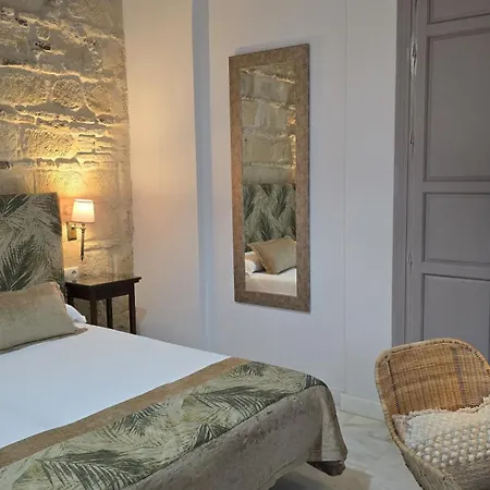 La Gitanilla & Encanto Jerez Bed and Breakfast *